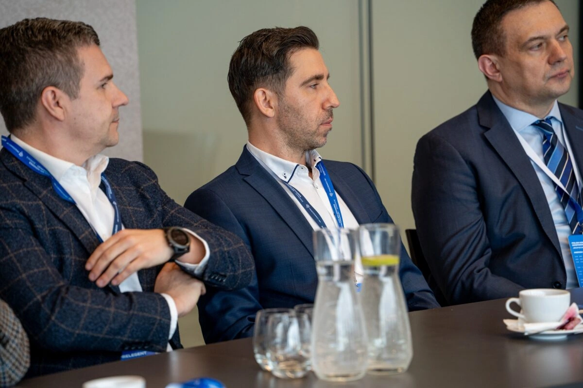 643861160_1220520836958609_625068865922078648_n